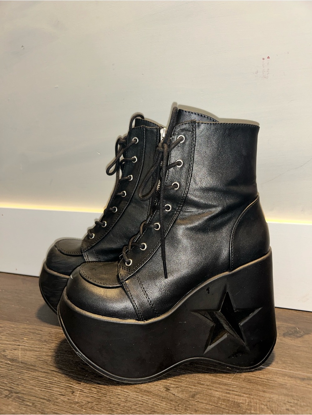 Demonia Black Star-Accent Platform Lace-Up Ankle Boots - Picture 2 of 4